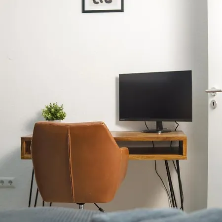 Ferienwohnung Business & Family - Zentral, 24H Check-In, Xxl Tv Siegburg Exterior foto