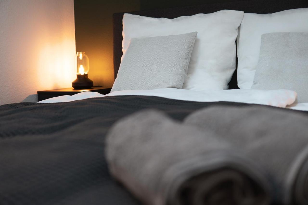 Business & Family - Zentral, 24h Check-in, Xxl Tv * Siegburg